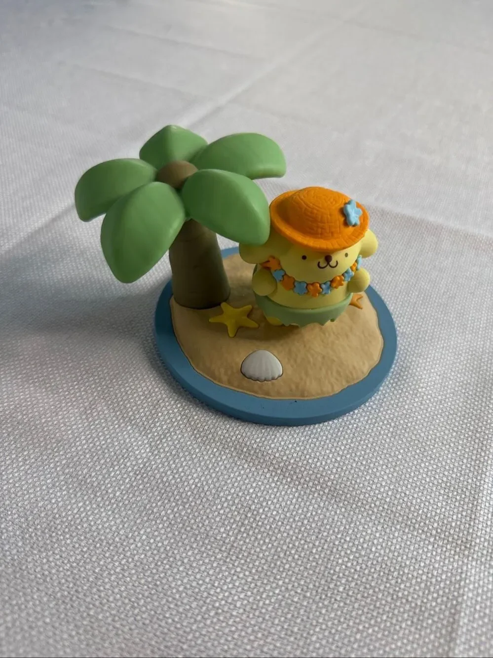 Miniso Pompompurin Palm Night Light